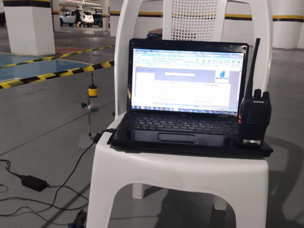 Teste de Carga em Laje